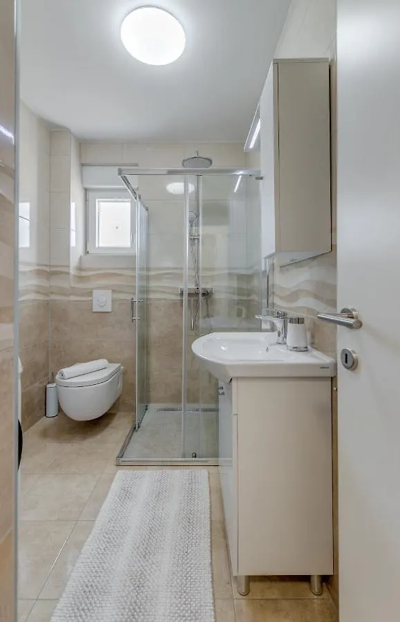 Lägenhet Deluxe Suites With Private Garden, Central Trogir Kroatien